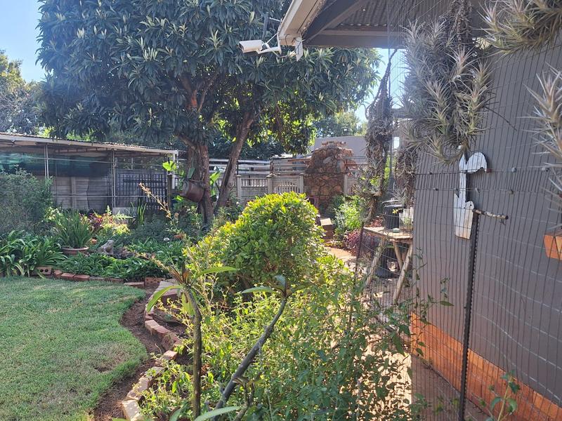 4 Bedroom Property for Sale in Roosheuwel North West